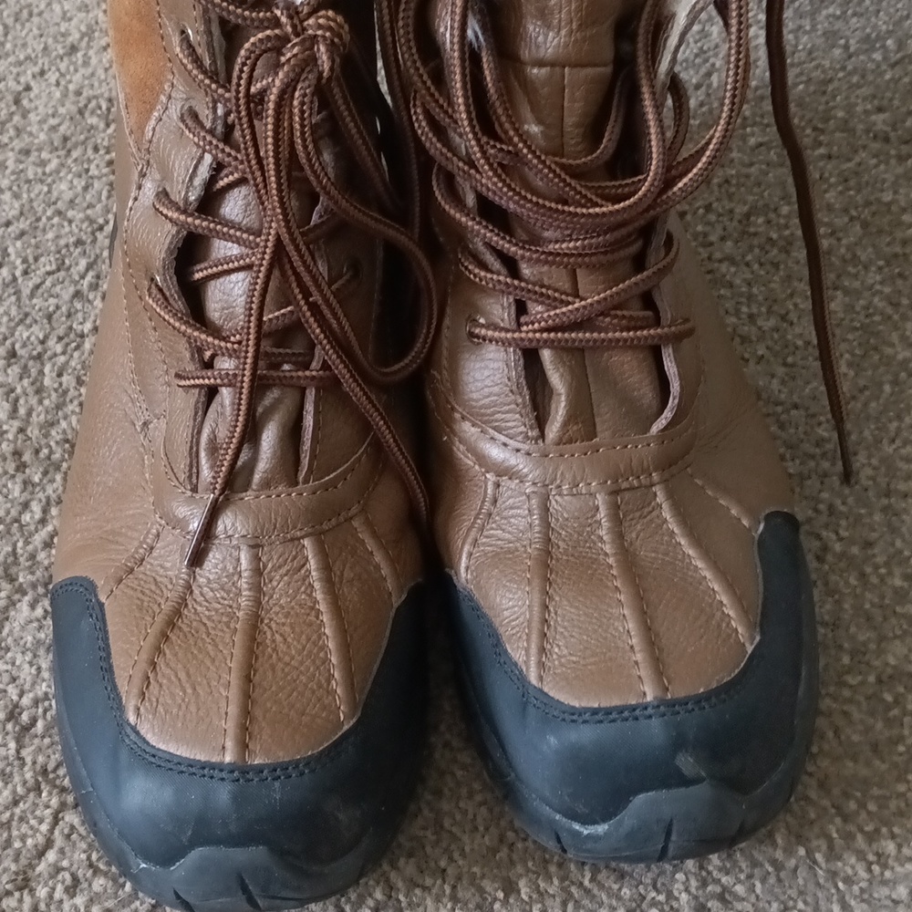 LAST CALL Snow Boots Champion Naoma Leather Insulated Lace Up Size 10